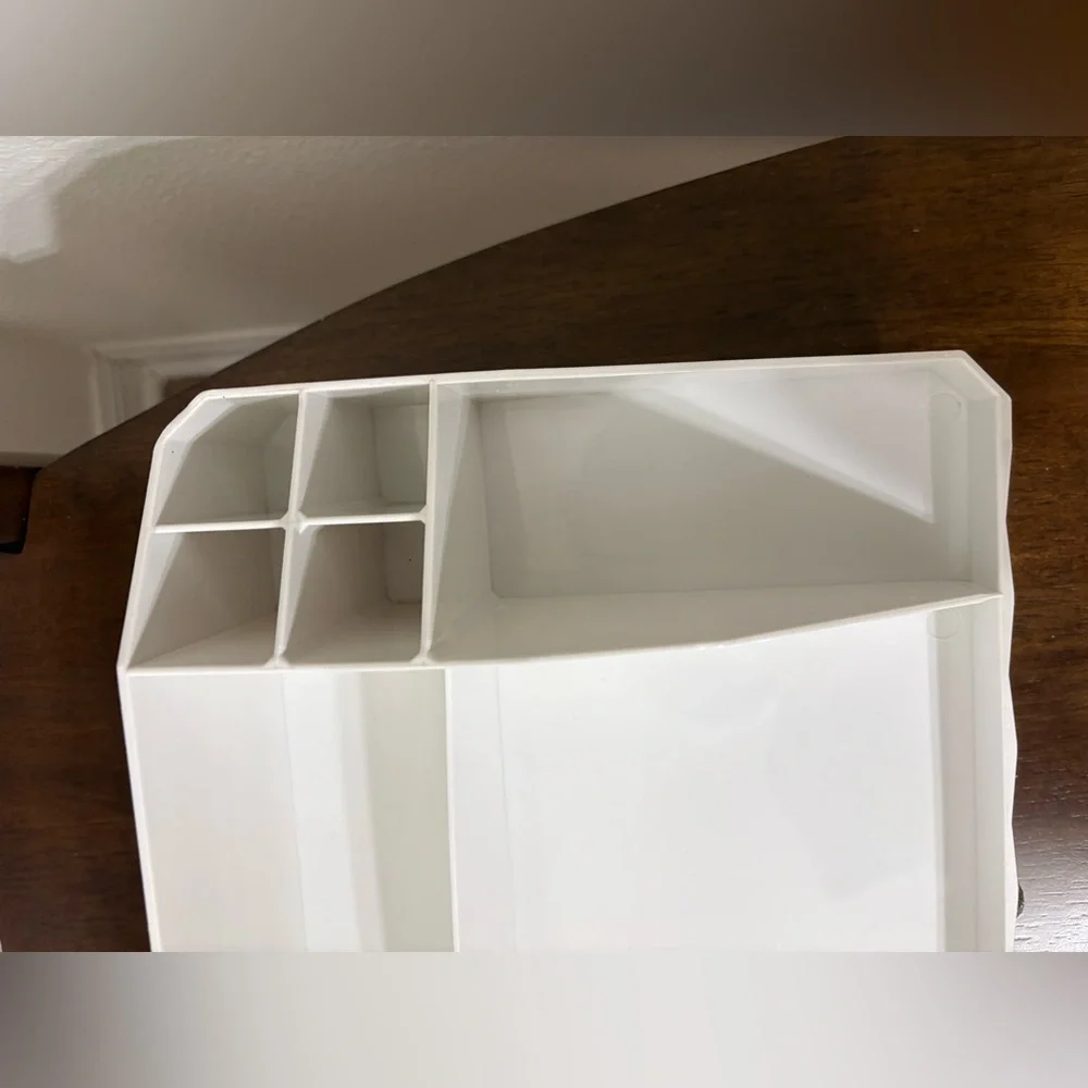 Elegant White Makeup & Jewelry Organizer with multiple compartments